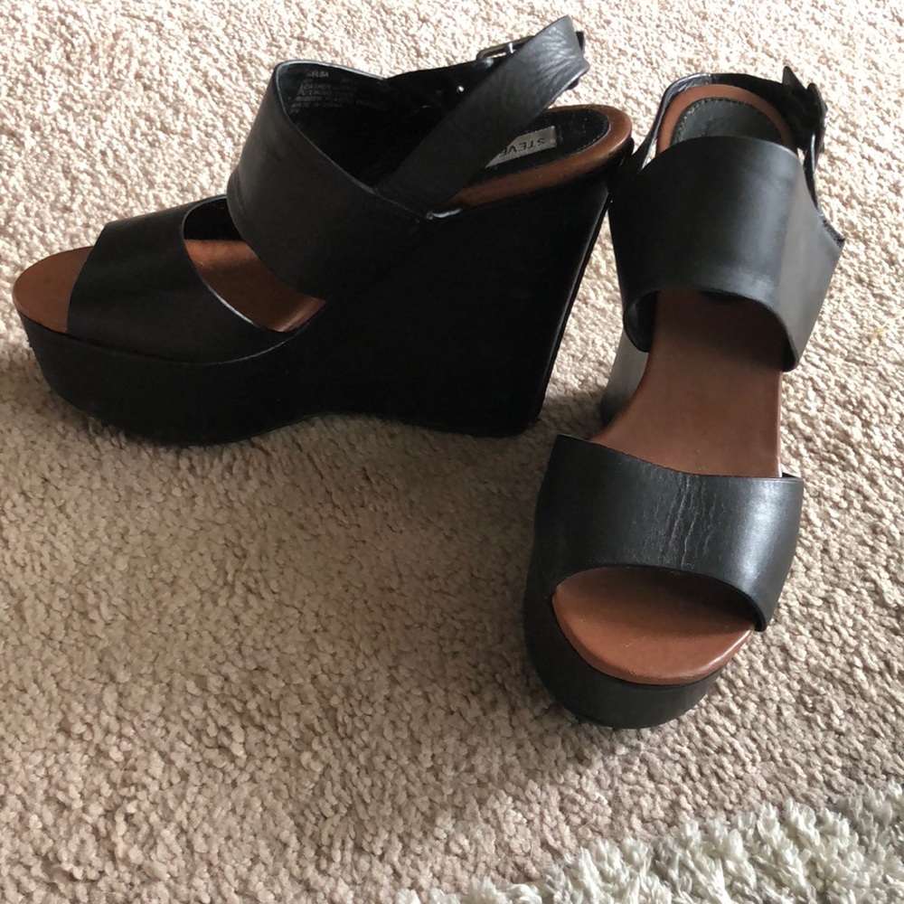 Steve Madden Wedges